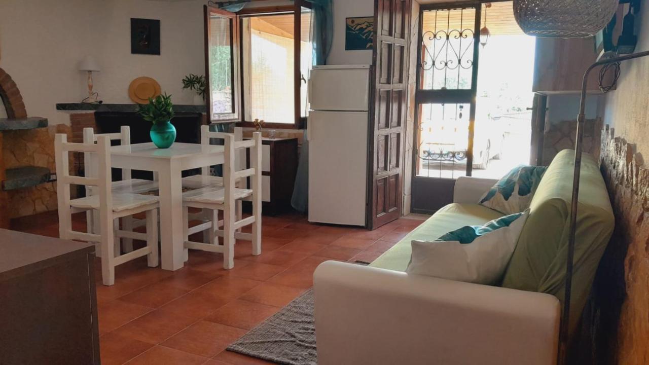 Villa Relax Tra Gli Ulivi ألغيرو المظهر الخارجي الصورة